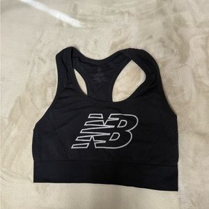 Black new balance sports bra Size small